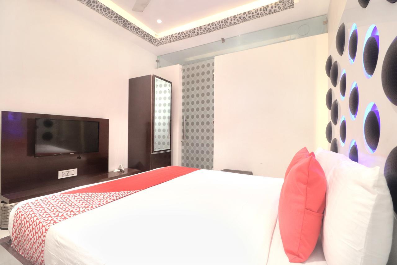 Oyo 14829 Hotel J Cruise Лудхиана Экстерьер фото